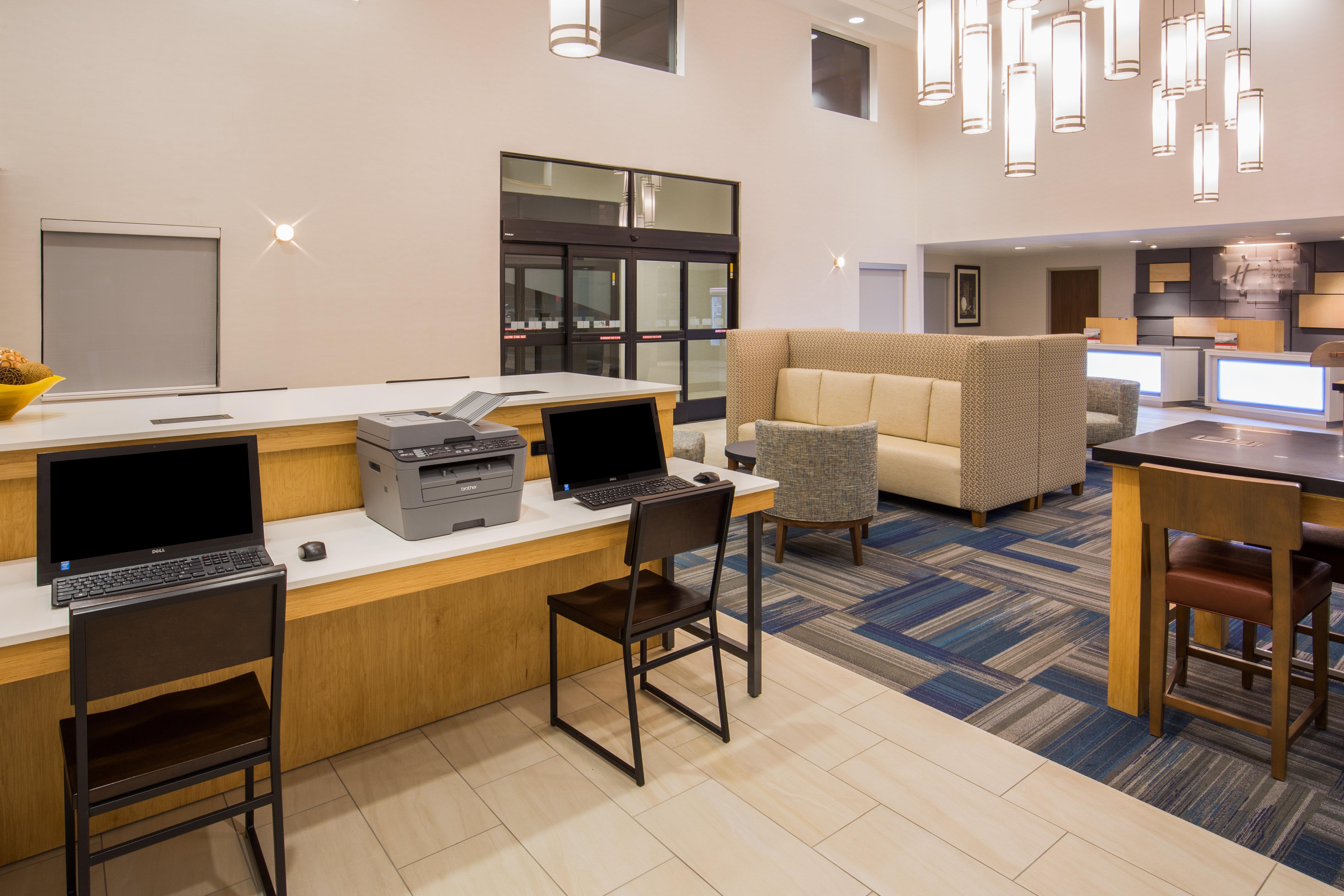 Holiday Inn Express & Suites Pahrump By Ihg Экстерьер фото