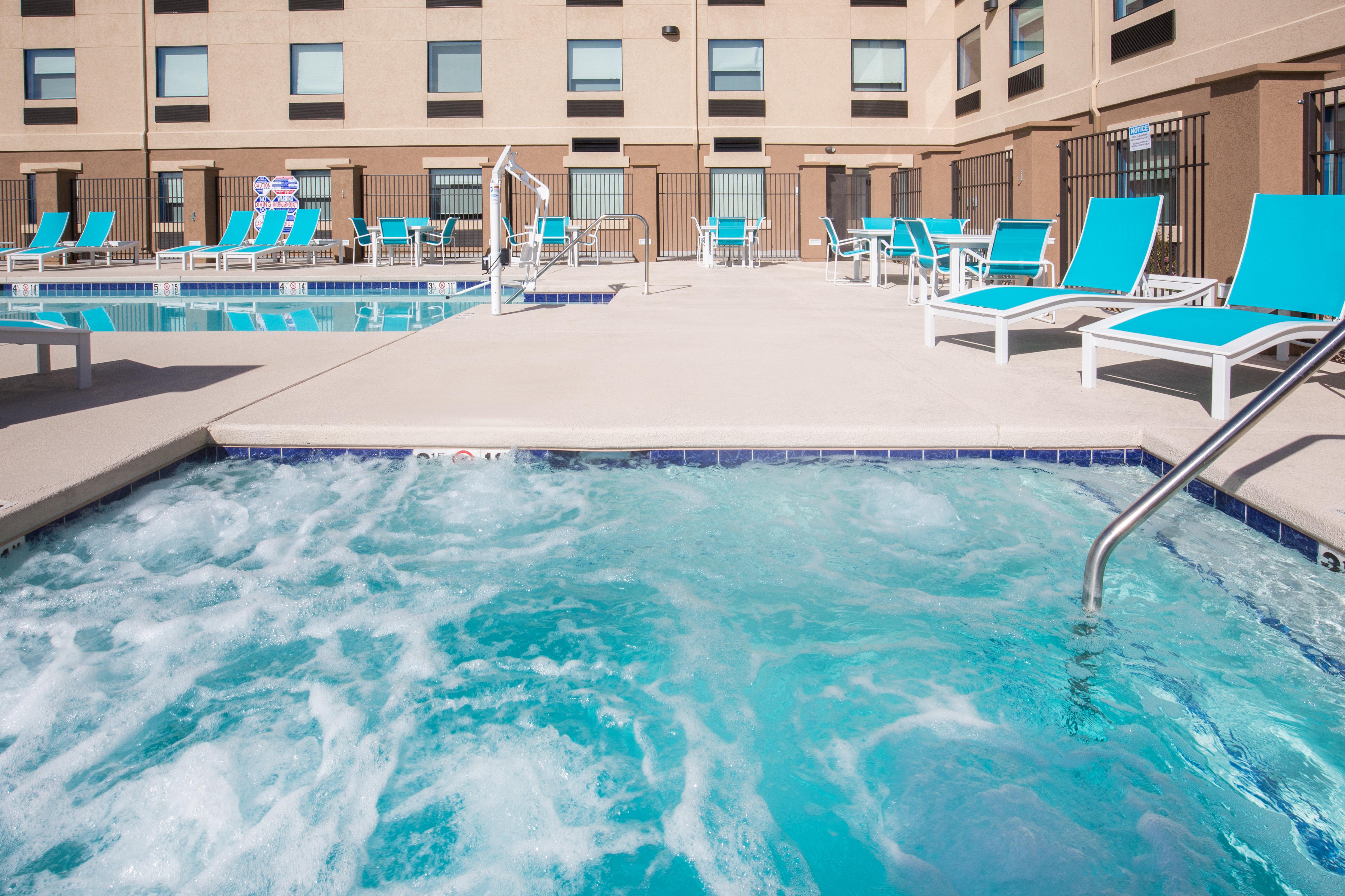 Holiday Inn Express & Suites Pahrump By Ihg Экстерьер фото